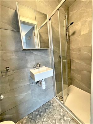 Photo 1- click for photo gallery